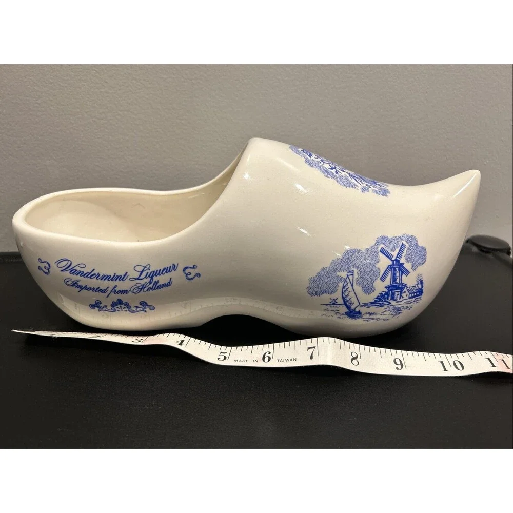 VANDERMINT LIQUEUR Flying Dutchman Ceramic Shoe Clog